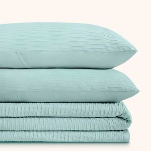 La Jolie Muse 5 piece duvet cover set. King Size.